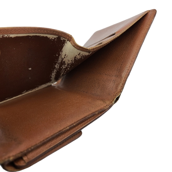 Louis Vuitton Monogram Compact Wallet - Picture 10 of 10